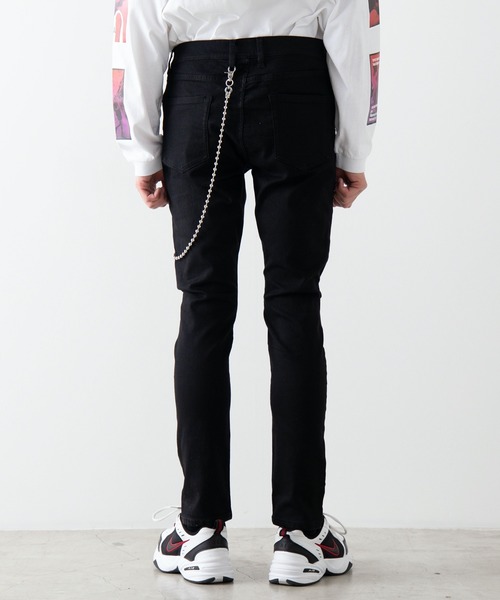 WEGO（ウィゴー）の「WEGO/チェーン付きクラッシュストレッチスキニーデニム（デニムパンツ・メンズ・ブラック/ライトインディゴブルー・MEDIUM/LARGE）」の11枚目の写真