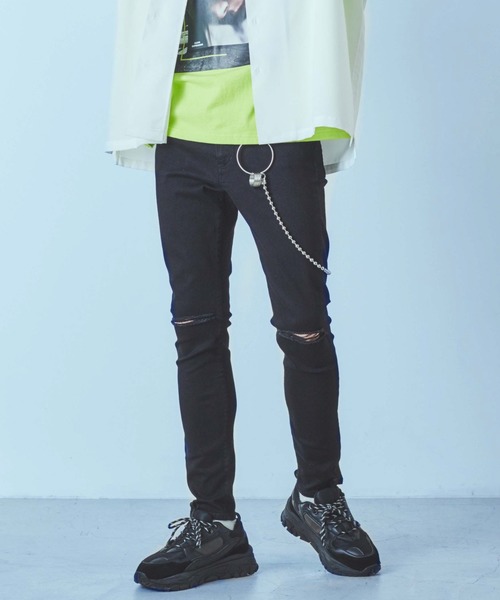 WEGO（ウィゴー）の「WEGO/チェーン付きクラッシュストレッチスキニーデニム（デニムパンツ・メンズ・ブラック/ライトインディゴブルー・MEDIUM/LARGE）」の22枚目の写真