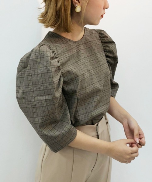 one after another NICE CLAUP（ワンアフターアナザーナイスクラップ）の「袖コンシャスアソートブラウス（シャツ/ブラウス・レディース・アイボリー/ブラック/ブラウン系その他/ベージュ系その他・FREE）」の3枚目の写真