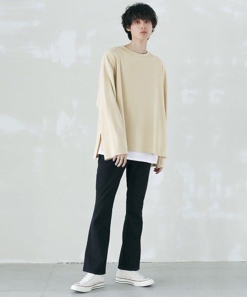 LILL(リル)の「オーバーサイズ 長袖 Tシャツ & タンクトップ リアルレイヤード アンサンブル セット(Tシャツ/カットソー・メンズ・ホワイト/ベージュ/ブラック/ブルー系その他・M/L)」の16枚目の写真