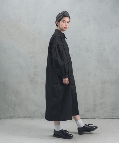 manana suerte（マニャーナスエルテ）の「manana ギャザーシャツ