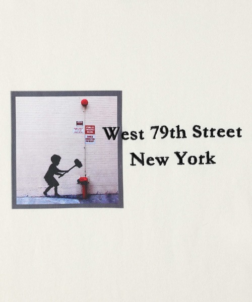 Right-on（ライトオン）の「【BRANDALISED】バンクシープリントスウェット（スウェット・レディース・ホワイト/ブラック/ブラウン/オフホワイト/ダークグレー/ブルー/ダークブラウン/キナリ/ピンク/グレー・M/L）」の14枚目の写真