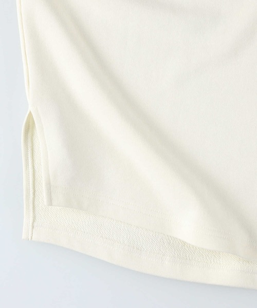 Right-on（ライトオン）の「【BRANDALISED】バンクシープリントスウェット（スウェット・レディース・ホワイト/ブラック/ブラウン/オフホワイト/ダークグレー/ブルー/ダークブラウン/キナリ/ピンク/グレー・M/L）」の17枚目の写真