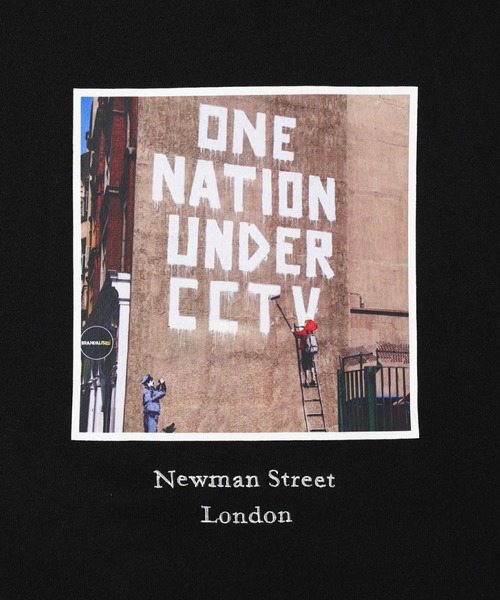 Right-on（ライトオン）の「【BRANDALISED】バンクシープリントスウェット（スウェット・レディース・ホワイト/ブラック/ブラウン/オフホワイト/ダークグレー/ブルー/ダークブラウン/キナリ/ピンク/グレー・M/L）」の19枚目の写真