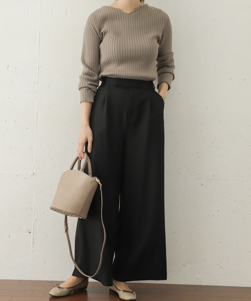 URBAN RESEARCH DOORS（アーバンリサーチドアーズ）の「フレアイージーパンツ∴（その他パンツ・レディース・ブラック/モカ・36/38）」の10枚目の写真