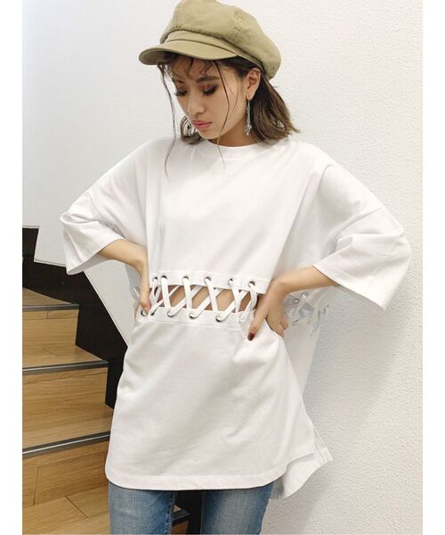 GYDA（ジェイダ）の「ウエストレースアップBIG Tシャツ（Tシャツ/カットソー・レディース・オフホワイト/グレー/ブラック・FREE）」の2枚目の写真