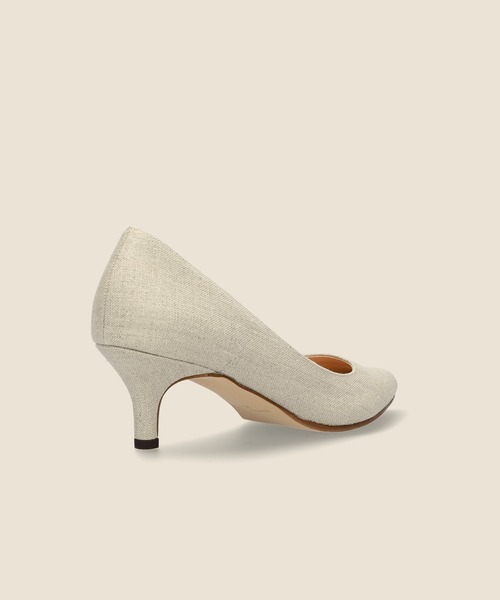 MAMIAN(マミアン)の「iCoN COLORS / ポインテッドトゥ リネン パンプス (5.0cmヒール)(パンプス・レディース・カーキ/ブラウン/キナリ/グレイッシュベージュ/ブラック・23.5cm/24.0cm/22.0cm/24.5cm/23.0cm/25.0cm/22.5cm)」の15枚目の写真