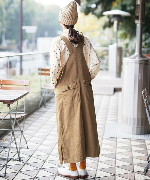 Sunny clouds（サニークラウズ）の「サニークラウズ　パン屋さんのエプロンスカート〈レディース〉（ジャンパースカート・レディース・キャメル・MEDIUM/LARGE/X-LARGE/XX-LARGE/NM）」の5枚目の写真