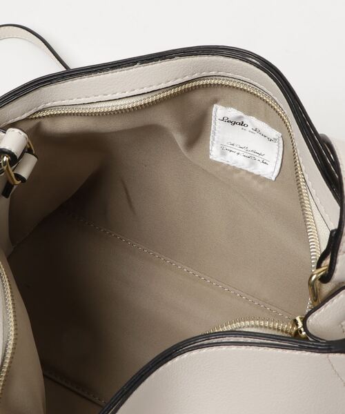 Legato Largo（レガートラルゴ）の「【Legato Largo】かるいカバン フェイクレザー 2WAYショルダーバッグ LH-P0001（ショルダーバッグ・レディース・グリーン/ベージュ/ダークブラウン/キャメル/ブラック/ワインレッド/グレイッシュベージュ/アイボリー・FREE）」の9枚目の写真