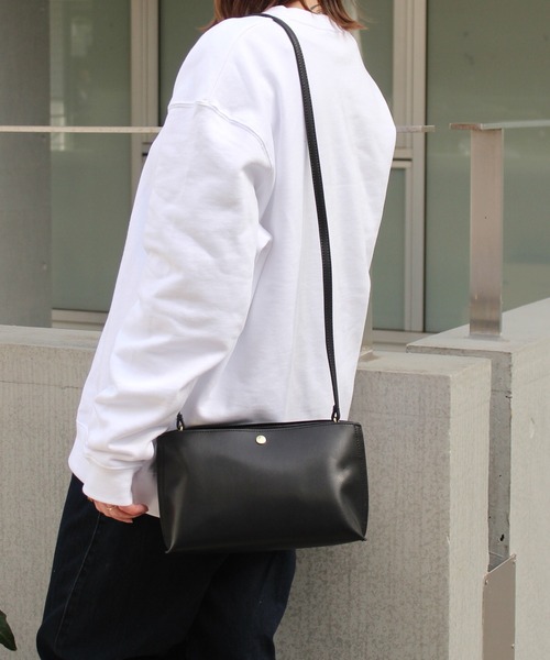 Legato Largo（レガートラルゴ）の「【Legato Largo】かるいカバン フェイクレザー 2WAYショルダーバッグ LH-P0001（ショルダーバッグ・レディース・グリーン/ベージュ/ダークブラウン/キャメル/ブラック/ワインレッド/グレイッシュベージュ/アイボリー・FREE）」の15枚目の写真