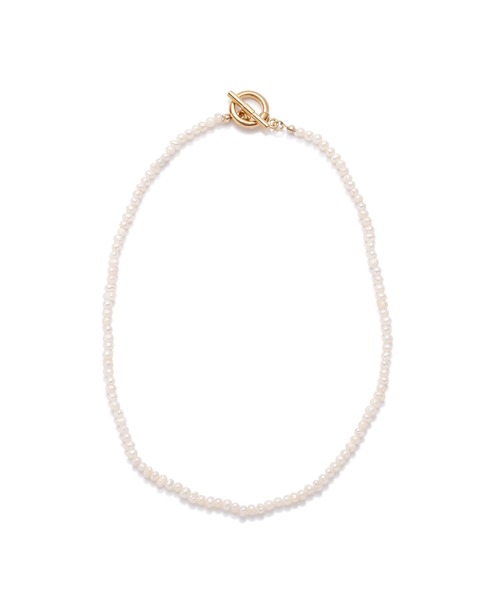 NATURAL BEAUTY BASIC（ナチュラルビューティーベーシック）の「淡水パールマンテルショートネックレス（ネックレス・レディース・ゴールド・ﾌﾘ-）」の3枚目の写真