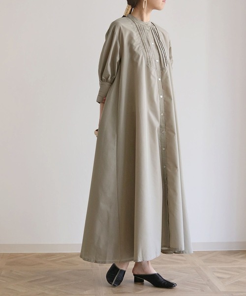 HER CLOSET（ハークローゼット）の「【HERCLOSET】着丈2タイプのピンタックバンドカラーシャツワンピース（シャツワンピース・レディース・ホワイト/ベージュ/ライトカーキ・S/M）」の13枚目の写真