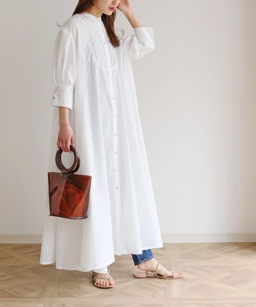 HER CLOSET（ハークローゼット）の「【HERCLOSET】着丈2タイプのピンタックバンドカラーシャツワンピース（シャツワンピース・レディース・ホワイト/ベージュ/ライトカーキ・S/M）」の19枚目の写真