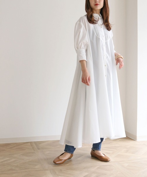 HER CLOSET（ハークローゼット）の「【HERCLOSET】着丈2タイプのピンタックバンドカラーシャツワンピース（シャツワンピース・レディース・ホワイト/ベージュ/ライトカーキ・S/M）」の11枚目の写真