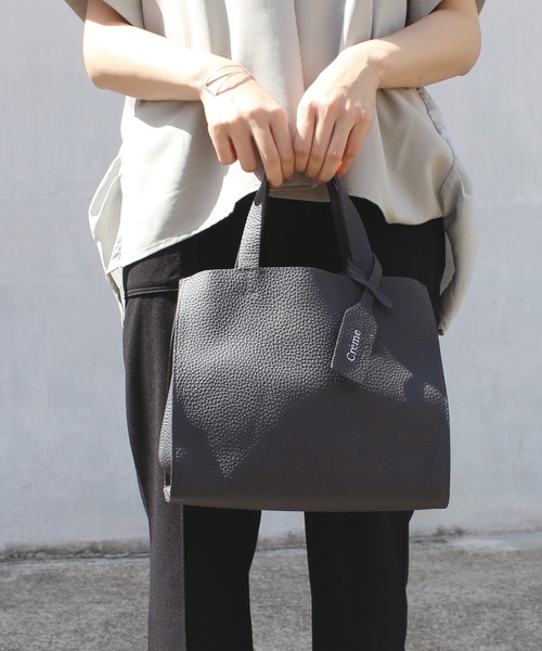 LAVEANGE(ラビアンジェ)の「【牛革】CREME VIVE BAG/レザーバッグ(トートバッグ・レディース・チャコールグレー/サックスブルー/ピンク/キャメル/グレイッシュベージュ・FREE)」の2枚目の写真