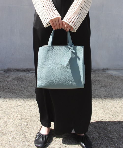 LAVEANGE(ラビアンジェ)の「【牛革】CREME VIVE BAG/レザーバッグ(トートバッグ・レディース・チャコールグレー/サックスブルー/ピンク/キャメル/グレイッシュベージュ・FREE)」の19枚目の写真