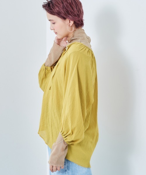 e.r.g*（イーアールジー）の「ビンテージボイル　スキッパーギャザーブラウス（シャツ/ブラウス・レディース・チャコールグレー/ベージュ/オフホワイト/イエロー・M）」の13枚目の写真