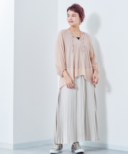 e.r.g*（イーアールジー）の「ビンテージボイル　スキッパーギャザーブラウス（シャツ/ブラウス・レディース・チャコールグレー/ベージュ/オフホワイト/イエロー・M）」の12枚目の写真