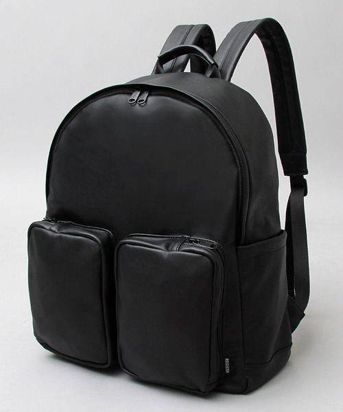 REGiSTA(レジスタ)の「シープスキンライク フェイクレザー 2ポケット デイパック / ビッグサイズ / 大容量 バックパック(バックパック/リュック・メンズ・ブラック・FREE)」の4枚目の写真