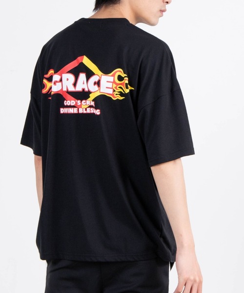 WEGO(ウィゴー)の「WEGO/ファイヤーモチーフビックシルエット半袖Tシャツ(Tシャツ/カットソー・メンズ・ホワイト/ブラック/パープル・MEDIUM/LARGE)」の3枚目の写真