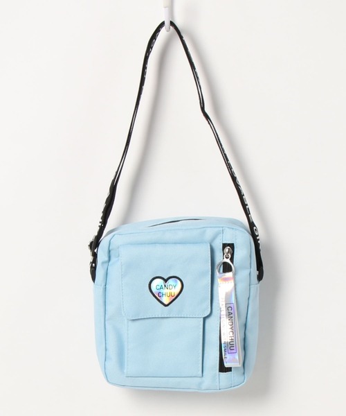Candychuu（キャンディチュウ）の「ハートワッペンポシェット（ショルダーバッグ・キッズ・ブラック/サックスブルー/ラベンダー・FREE）」の2枚目の写真