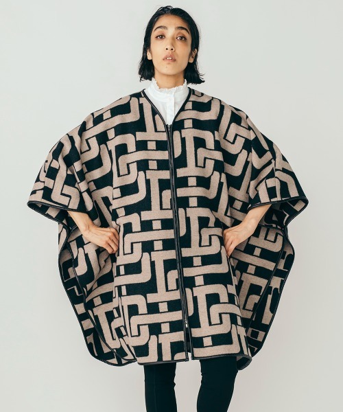 DOUBLE STANDARD CLOTHING（ダブルスタンダードクロージング）の「<original>DSジャガードパイピングポンチョ（その他アウター・レディース・チャコールグレー/ブラック・FREE）」の2枚目の写真