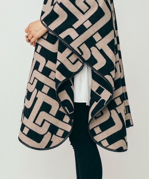 DOUBLE STANDARD CLOTHING（ダブルスタンダードクロージング）の「<original>DSジャガードパイピングポンチョ（その他アウター・レディース・チャコールグレー/ブラック・FREE）」の13枚目の写真