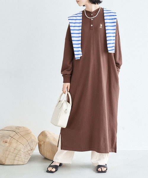 U.S. POLO ASSN.(ユーエスポロアッスン)の「U.S. POLO ASSN. /ユーエスポロアッスン 別注ワンポイント刺繍ロゴ オーバーサイズラガーシャツワンピース(ワンピース・レディース・ブラック/オレンジ/モスグリーン/ブラック×ベージュ/ネイビー/モカ/グレイッシュベージュ/ネイビー系1/ブラック×ホワイト/グリーン系1/オートミール・FREE)」の5枚目の写真