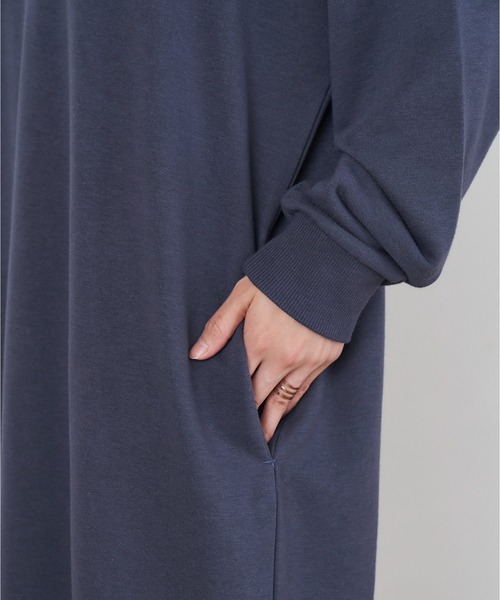 U.S. POLO ASSN.(ユーエスポロアッスン)の「U.S. POLO ASSN. /ユーエスポロアッスン 別注ワンポイント刺繍ロゴ オーバーサイズラガーシャツワンピース(ワンピース・レディース・ブラック/オレンジ/モスグリーン/ブラック×ベージュ/ネイビー/モカ/グレイッシュベージュ/ネイビー系1/ブラック×ホワイト/グリーン系1/オートミール・FREE)」の14枚目の写真