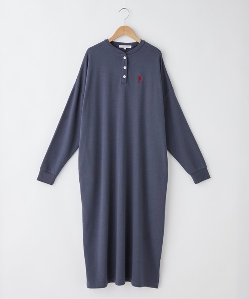 U.S. POLO ASSN.(ユーエスポロアッスン)の「U.S. POLO ASSN. /ユーエスポロアッスン 別注ワンポイント刺繍ロゴ オーバーサイズラガーシャツワンピース(ワンピース・レディース・ブラック/オレンジ/モスグリーン/ブラック×ベージュ/ネイビー/モカ/グレイッシュベージュ/ネイビー系1/ブラック×ホワイト/グリーン系1/オートミール・FREE)」の15枚目の写真