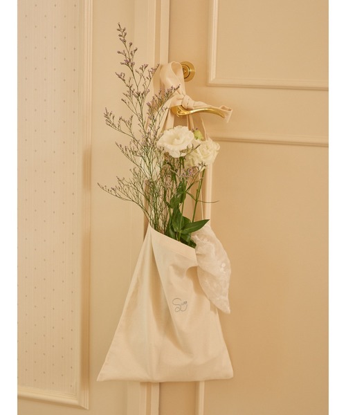 SLURR（スラ―）の「【数量限定ノベルティセット】Feminine onepiece（ルームウェア/パジャマ・レディース・ライトベージュ・FREE）」の2枚目の写真