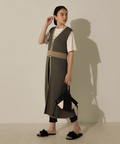 Bou Jeloud（ブージュルード）の「幾何柄ジャガードロングジレ（ベスト・レディース・ブラック/ベージュ・FREE）」の9枚目の写真