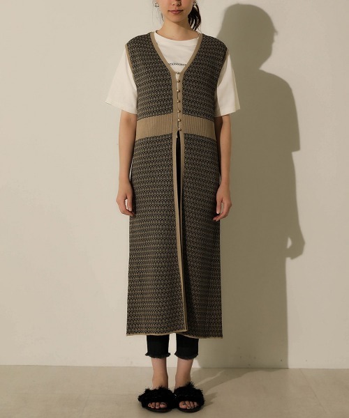 Bou Jeloud（ブージュルード）の「幾何柄ジャガードロングジレ（ベスト・レディース・ブラック/ベージュ・FREE）」の5枚目の写真