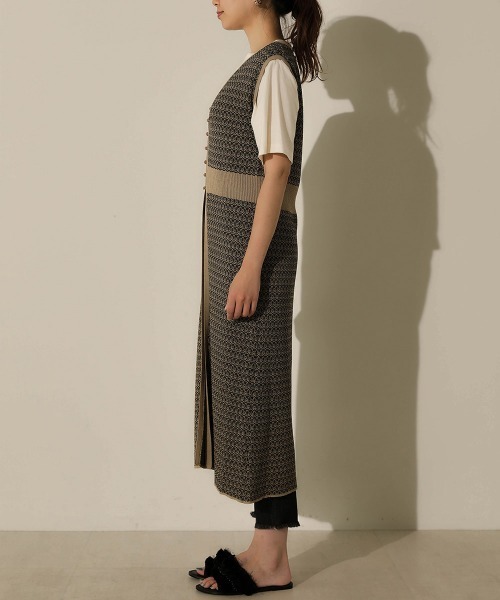 Bou Jeloud（ブージュルード）の「幾何柄ジャガードロングジレ（ベスト・レディース・ブラック/ベージュ・FREE）」の11枚目の写真