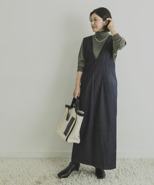 URBAN RESEARCH（アーバンリサーチ）の「ライトデニムジャンパースカート（ワンピース・レディース・インディゴブルー/ブルー・FREE）」の9枚目の写真