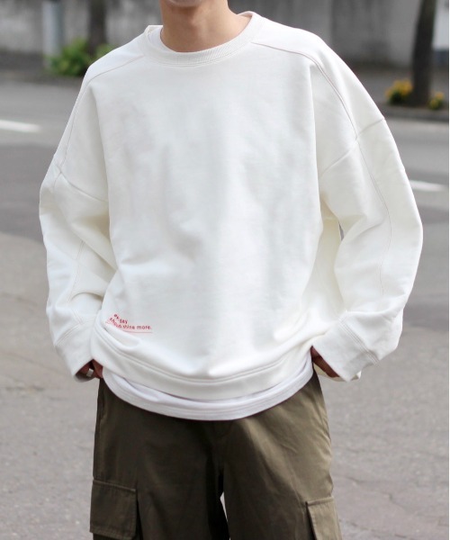 y/m by れぽすけ(イムバイレポスケ)の「クルーネックステッチスウェット(スウェット・メンズ・ブラック/ホワイト・LARGE/MEDIUM)」の2枚目の写真