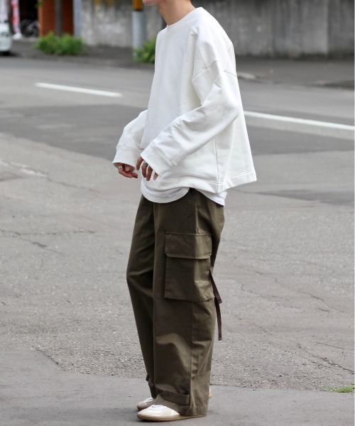 y/m by れぽすけ(イムバイレポスケ)の「クルーネックステッチスウェット(スウェット・メンズ・ブラック/ホワイト・LARGE/MEDIUM)」の13枚目の写真