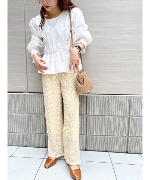 JUMELLE(ジュメロ)の「フラワーパンツ(その他パンツ・レディース・ベージュ/ブラウン・SMALL/MEDIUM)」の17枚目の写真