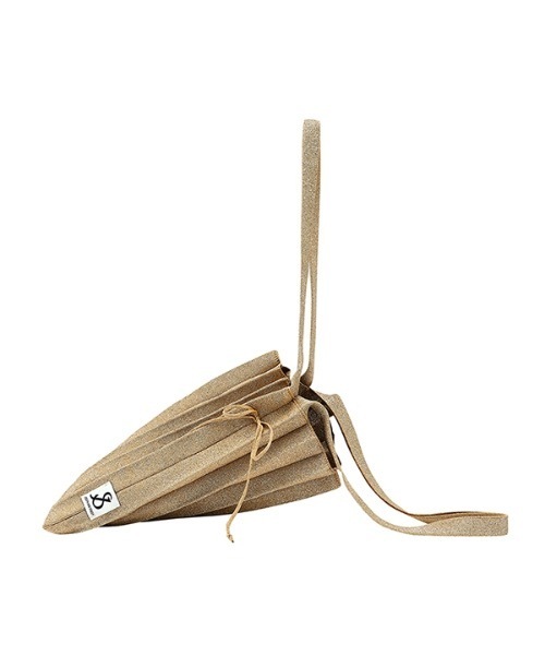 JOSEPH AND STACEY（ジョセフアンドステイシー）の「【JOSEPH&STACEY 】ラッキープリーツニットバッグ スターリー(M) / Lucky Pleats Knit M Starry（ショルダーバッグ・レディース・ブラック/ネイビー/ライラック/ベージュ/ゴールド/オレンジ/チェリーピンク・MEDIUM）」の19枚目の写真