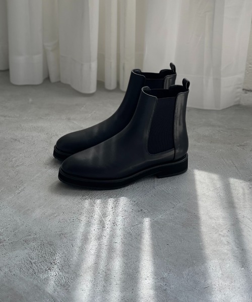 Doux archives（ドゥアルシーヴ）の「サイドゴアブーツ（ブーツ・レディース・ブラック/アイボリー・LARGE/MEDIUM）」の5枚目の写真