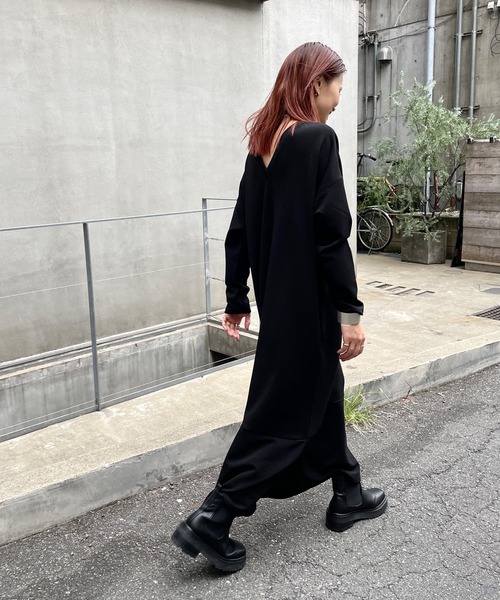 Omekashi(オメカシ)の「Onf(オンフ) カットジョーゼットペプラムドレス(ワンピース・レディース・ブラック/ブラウン・38/36)」の21枚目の写真