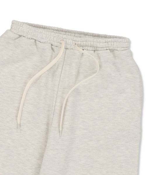 SPINNS（スピンズ）の「【ゆったりシルエット】カラースウェットパンツ（スウェットパンツ・レディース・ブラック/オフホワイト/ホワイト/ダークグリーン/オートミール・M/L）」の19枚目の写真