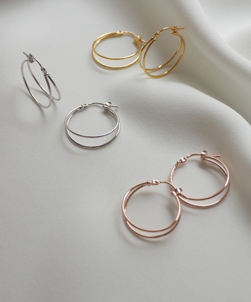 Jenny BY IMMANOEL（ジェニーバイイマノエル）の「silver925 　2連デザインフープピアス（ピアス（両耳用）・レディース・シルバー/ゴールド/ピンクゴールド・FREE）」の8枚目の写真