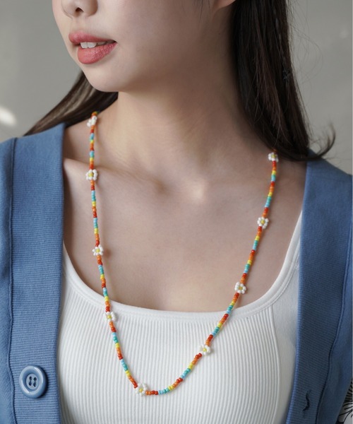 SPINNS（スピンズ）の「3WAY仕様 フラワーデザイン カラービーズマスクチェーン（ネックレス・レディース・A/B/C・ONESIZE）」の16枚目の写真
