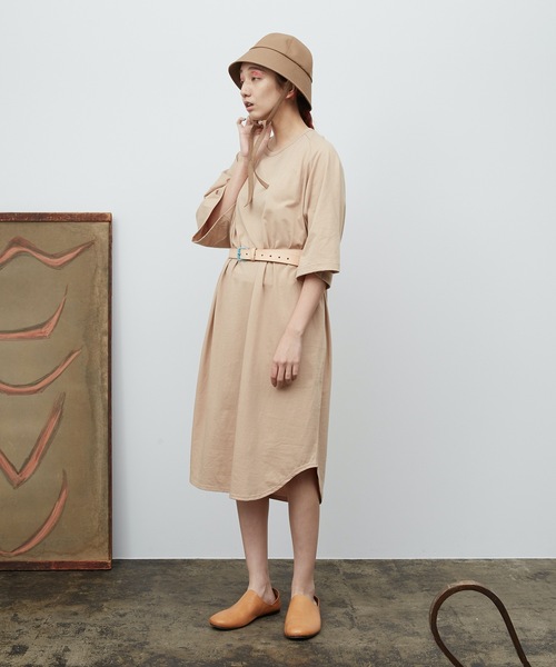 Dulcamara（ドゥルカマラ）の「アシメベースボールOP -CUT & SAWN-（ワンピース・レディース・ベージュ/ブラック/オートミール/グリーン・FREE）」の9枚目の写真