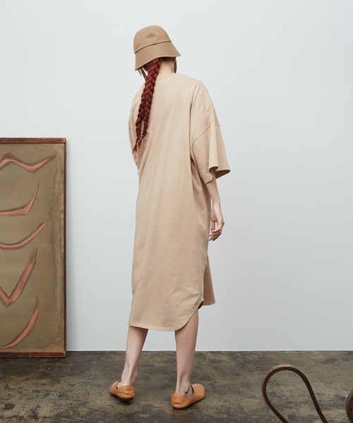 Dulcamara（ドゥルカマラ）の「アシメベースボールOP -CUT & SAWN-（ワンピース・レディース・ベージュ/ブラック/オートミール/グリーン・FREE）」の5枚目の写真