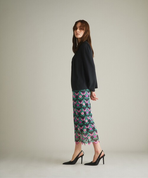 GRACE CONTINENTAL(グレースコンチネンタル)の「ヨークタックデザイントップ(シャツ/ブラウス・レディース・ブラック/イエロー・36)」の20枚目の写真