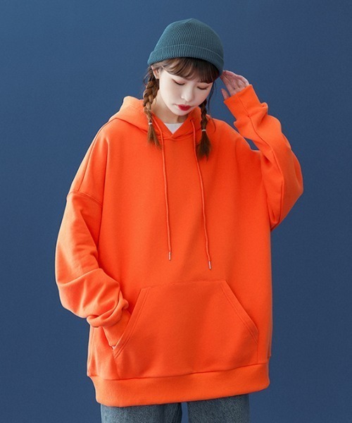 .KOM(ドットコム)の「A'GEM/9 × .kom『.kom/ドットケーオーエム』ルーズシルエット プルオーバーパーカー(パーカー・レディース・ホワイト/ライトブルー/ブラック/パープル/ネイビー/グレー/ピンク/オレンジ/ブルー・M/L/XL)」の9枚目の写真