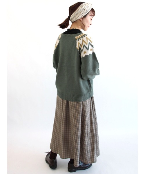 ehka sopo（エヘカソポ）の「求心柄ニット（ニット/セーター・レディース・ブラック/ネイビー/グリーン/キナリ・ﾌﾘ-）」の18枚目の写真