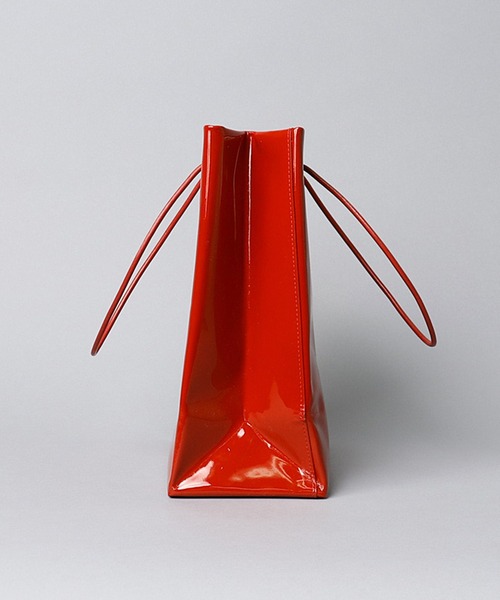 UNKNOWN PRODUCTS(アンノウンプロダクツ)の「【 UNKNOWN PRODUCTS / アンノウンプロダクツ 】 ENAMEL PAPER BAG / エナメルペーパーバッグ(トートバッグ・レディース・レッド/グリーン・FREE)」の4枚目の写真